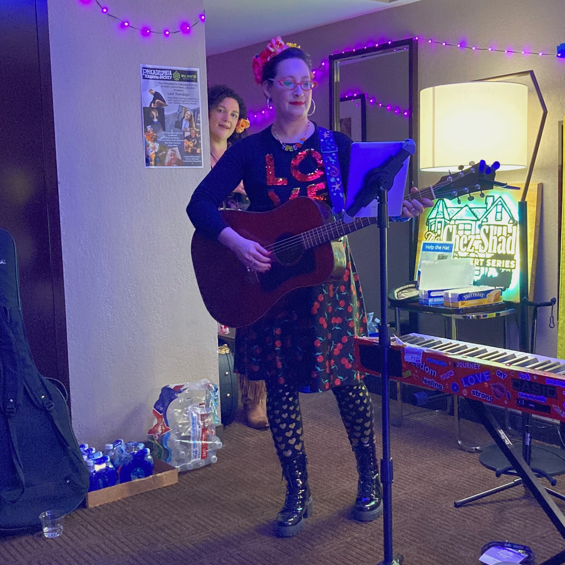 Rachael Sage playing guitar